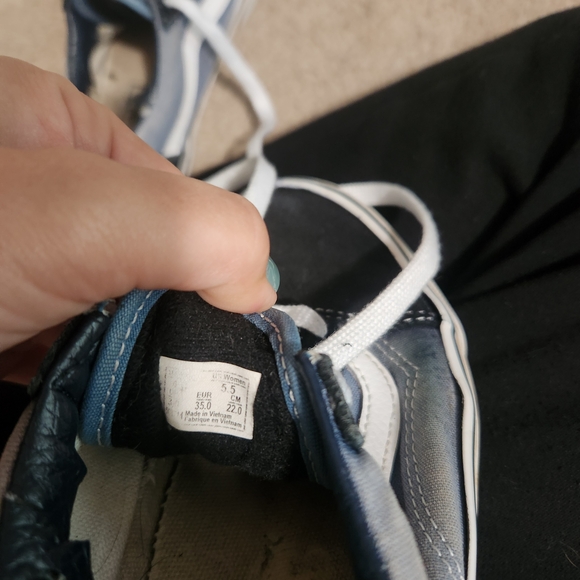 Classic Black & White Low-Top Skate Sneakers - Picture 3 of 3